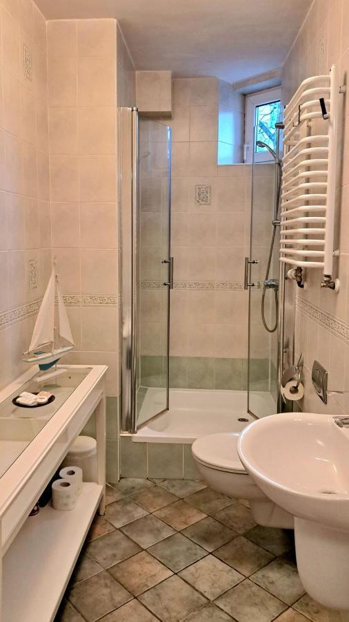 Sea Side Apartment กดัญสก์ ภายนอก รูปภาพ